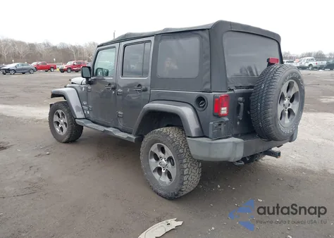 2017 Jeep Wrangler Unlimited Sahara 4X4 z USA, uszkodzony, nr VIN 1C4BJWEG1HL563793